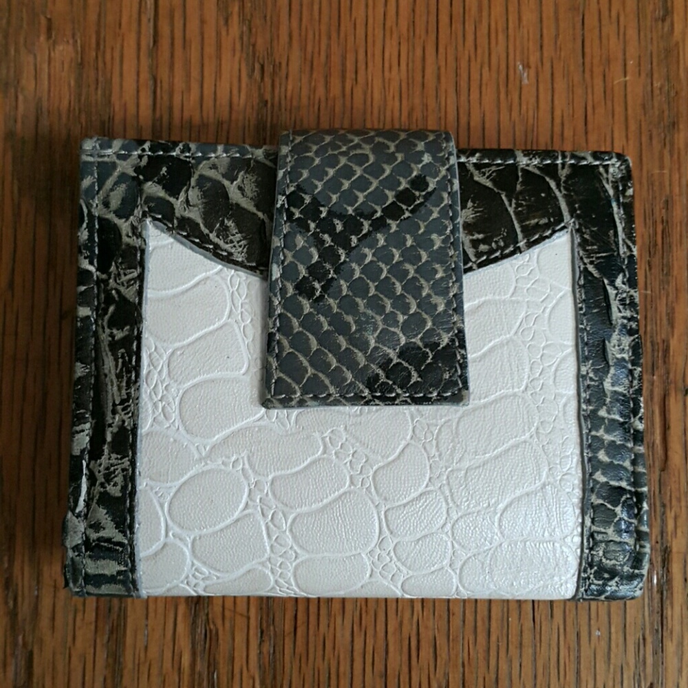 CLAUDIA ROLDANI Leather Card Wallet